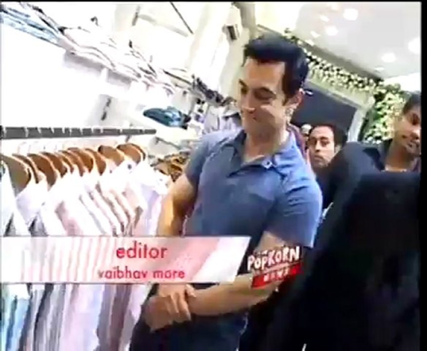 Aamir Khan Support Mumbai IPL Team.mp4