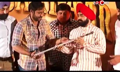 Ajay apparently wanted to avoid Jab Tak Hai Jaan & Son Of Sardaar controversy.mp4