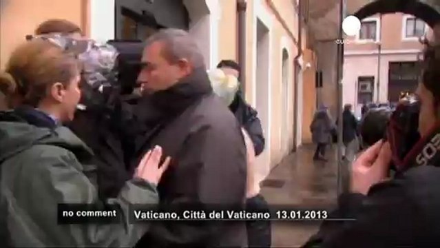 Les militantes du Femen disent tais-toi ... - no comment