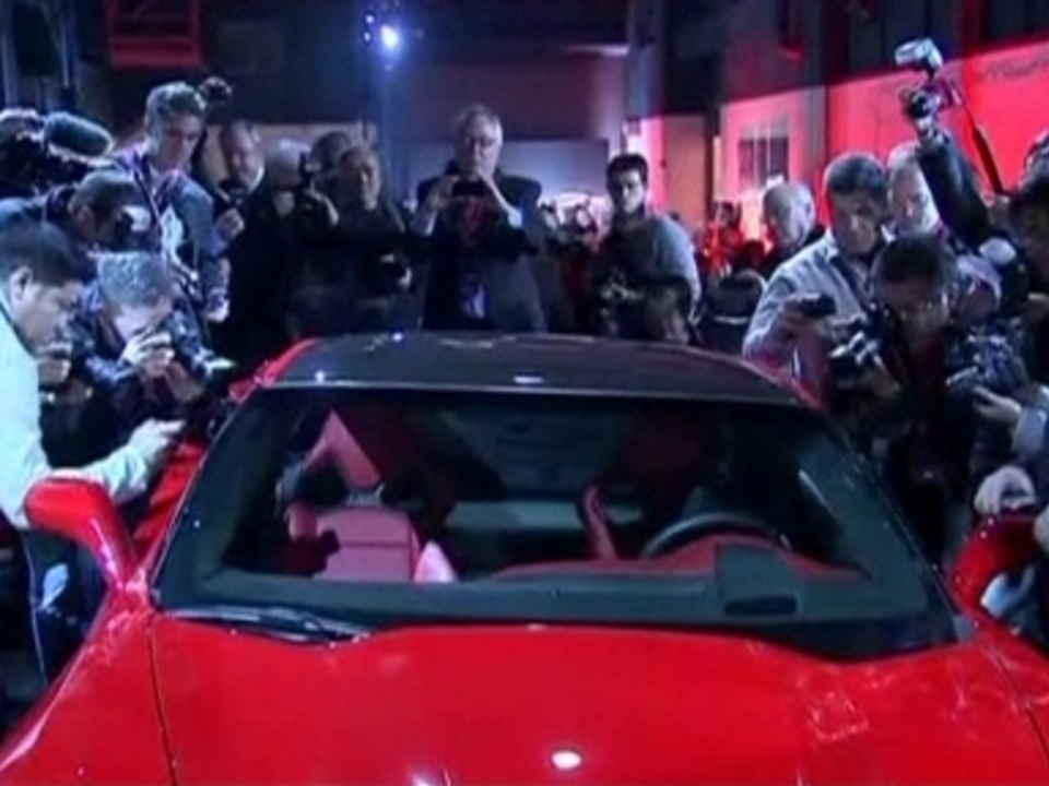 Comeback buzz at Detroit Auto Show