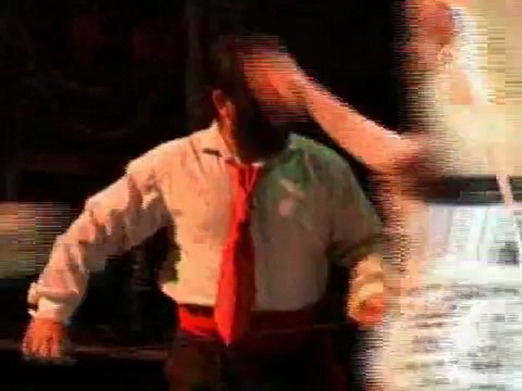 Цирк вынужден искать человека-волка среди местных