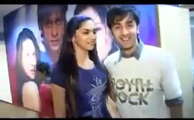 Deepika Padukone and Ranbir Kapoor not comfortable with intimate scenes.mp4