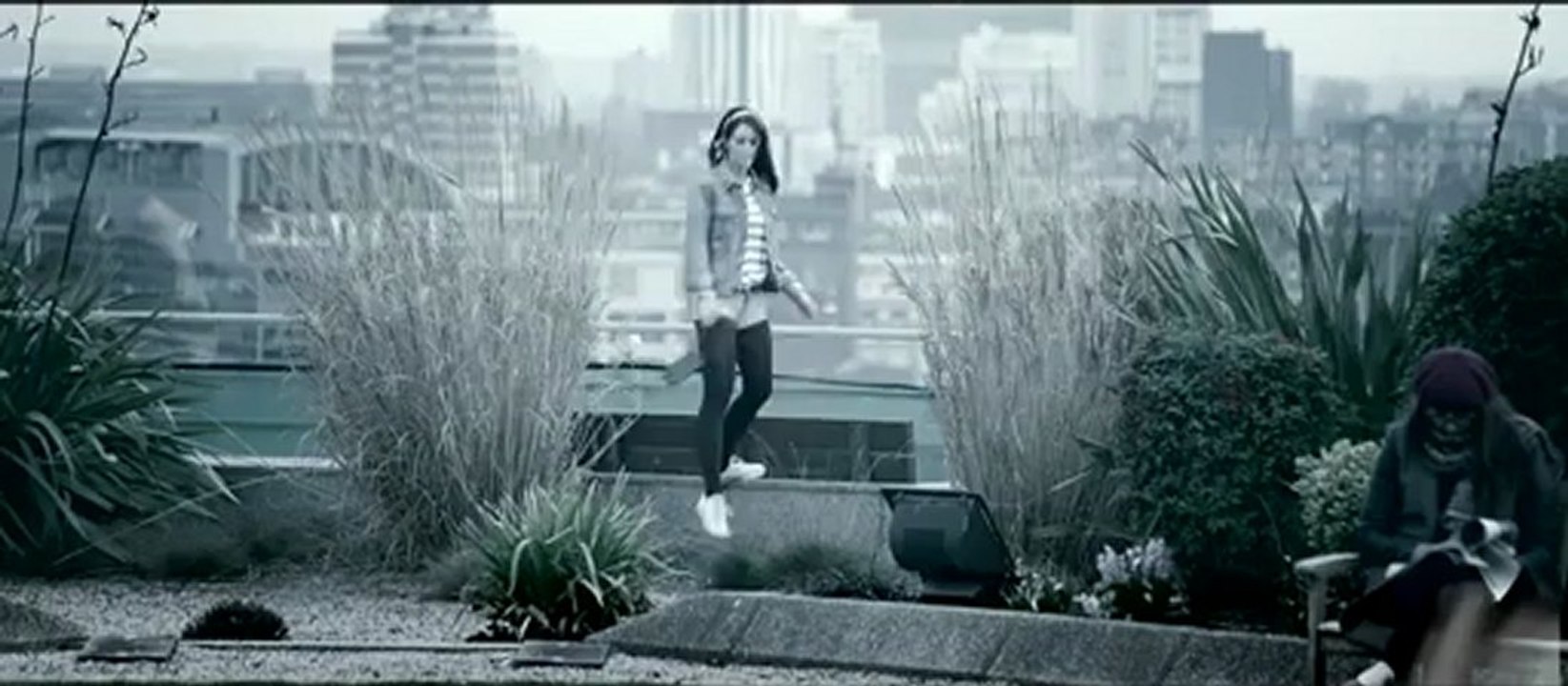 Mortal Kombat - Bande-annonce #35 - Kitana (PS Vita)