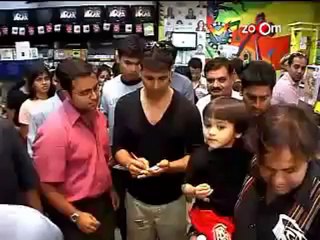 I do not see how many stars there are - Akshay Kumar.mp4