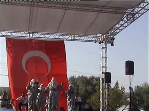 ZEYNEP İLHAN MOR KOYUN KONYA OYUN EKİBİ ESKİŞEHİR.2010