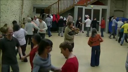 folkpourtous60 circle waltz 01/13