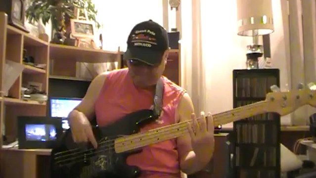 September Earth Wind & Fire bass cover Bob Roha