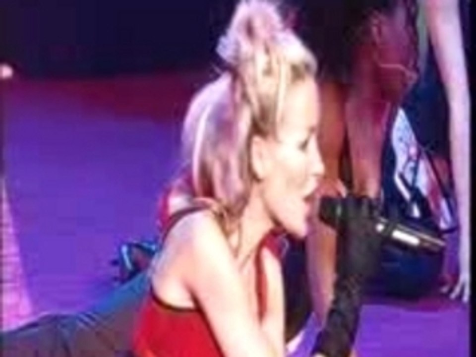 Ophelie Winter - Sache (live)