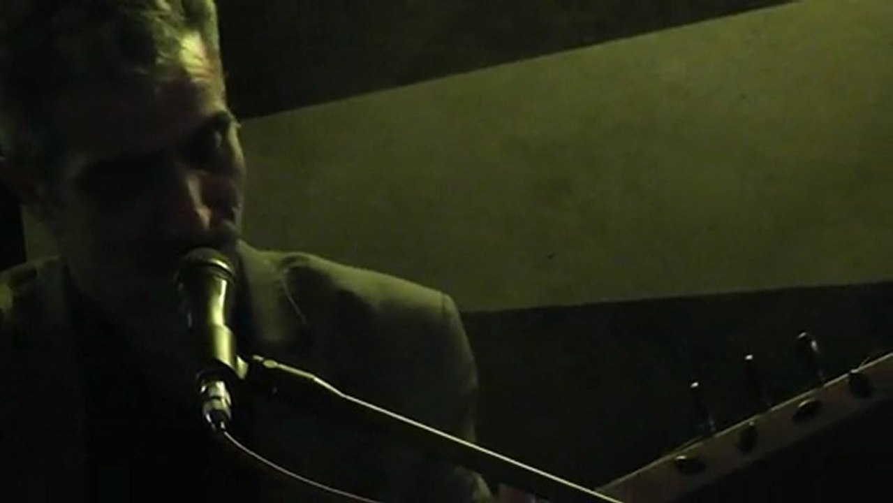 Erkan Yoksuli -İncitmedim Amma Çokca Krıldım - Şiir Harmanı