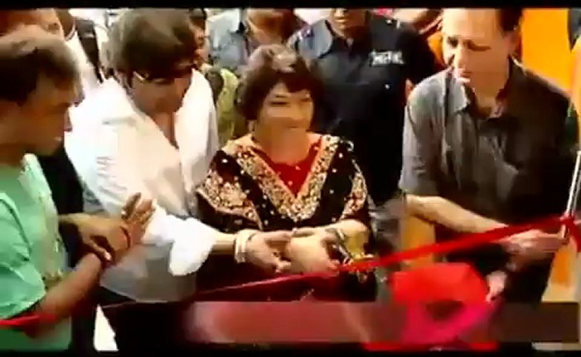 Saroj Khan dances again.mp4