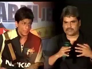 Shah Rukh Khan and Vishal Bhardwaj bury the hatchet.mp4