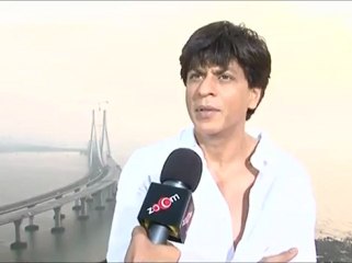 Shah Rukh Khan talks about his Patriotic feel.mp4