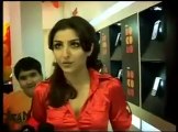 Soha Ali Khan inaugurates the first store of a mobile servic.mp4
