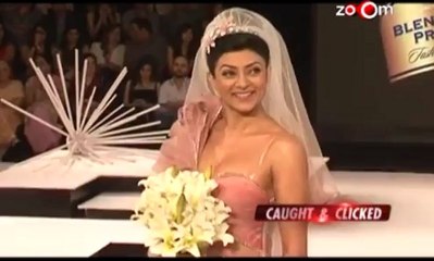 Sushmita flaunts her tattoo.mp4