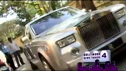 Vidhu Vinod Chopra's 'Return' gift to Big B.mp4