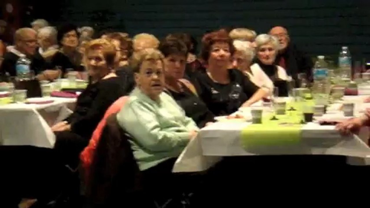 Tarbes - Goûter dansant des aînés au parc des expositions