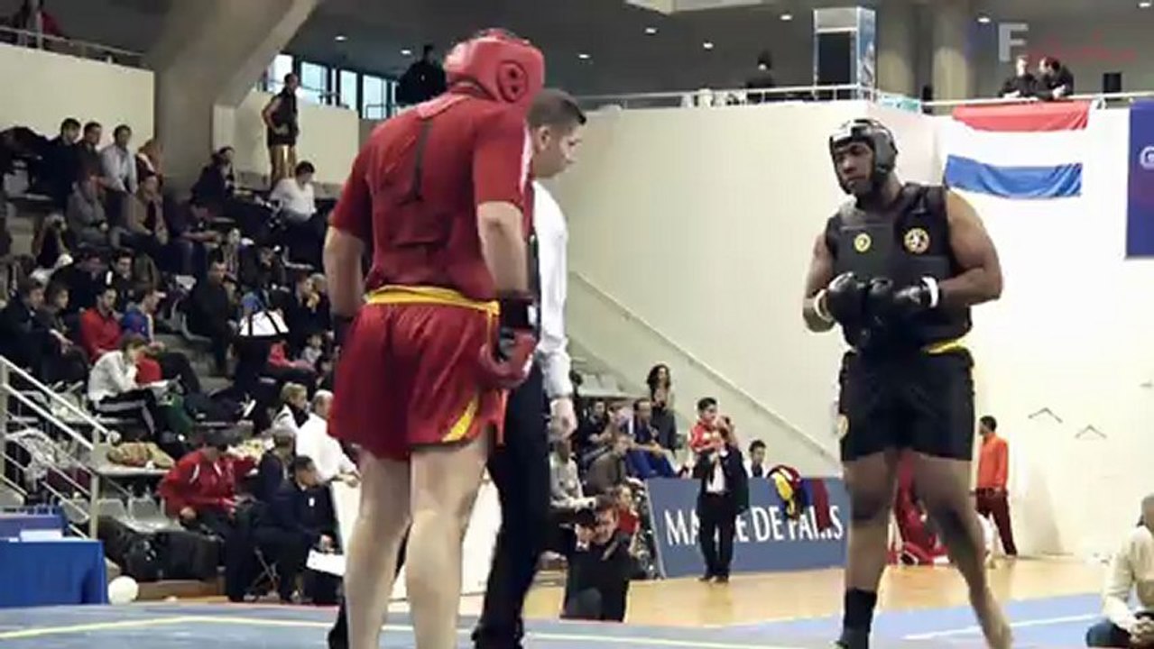 Open de France de Wushu Sportif 2012 / Finale Sanda Seniors +90kg / Thibaut Fiore vs Miguel Rilcy