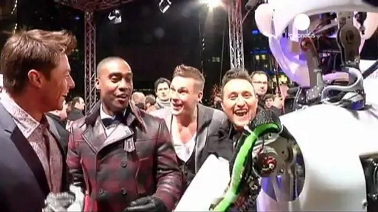 Red carpet robot