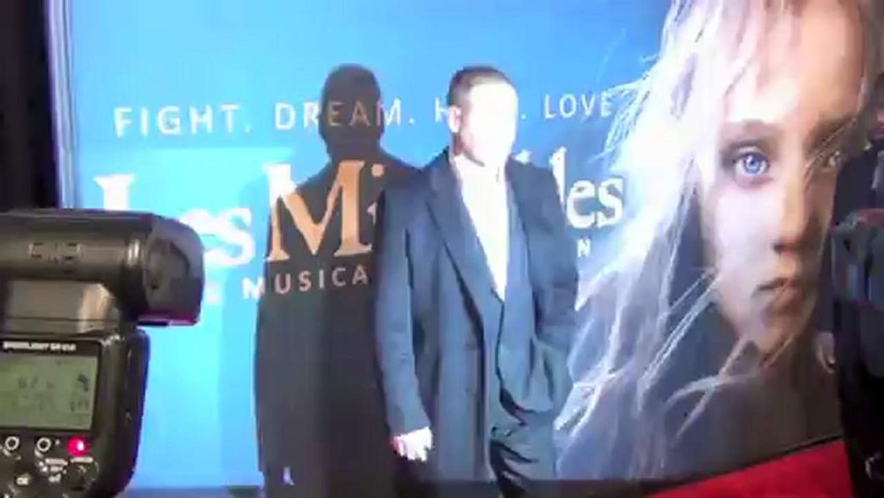 Russell Crowe und Dita von Teese?