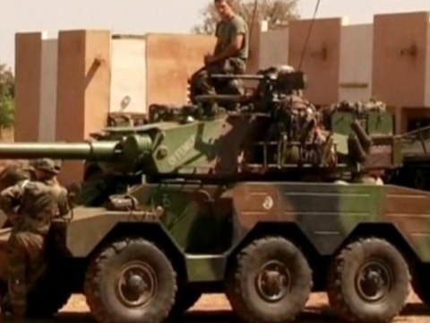 Hollande says French forces will 'destroy' Mali rebels