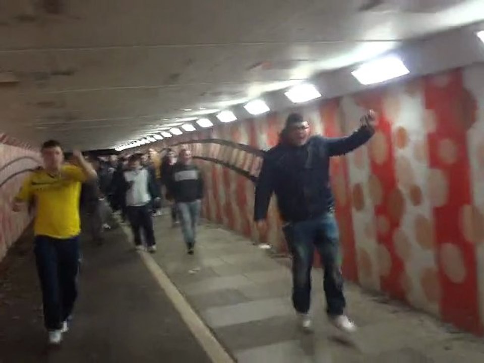 Bill Oddie chant Crawley Town Away FA Cup 3rd round 05/01/2013