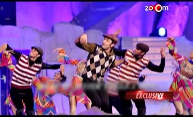 Shahrukh, Priyanka, Deepika, Ranveer spent time in Shahrukh's vanity van