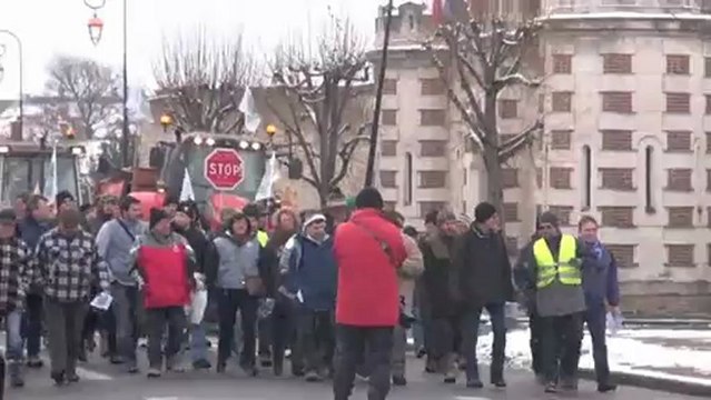 Les agriculteurs de l'Yonne protestent contre une directive nitrates