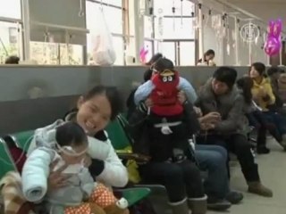 В Китае нечем дышать, Ай Вэйвэй купил противогаз