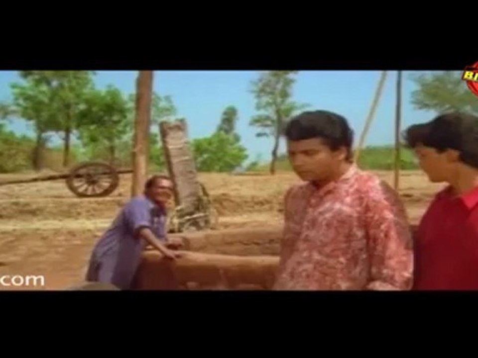 Sundarakilladi (Comedy Scene) Kuthiravattam Pappu