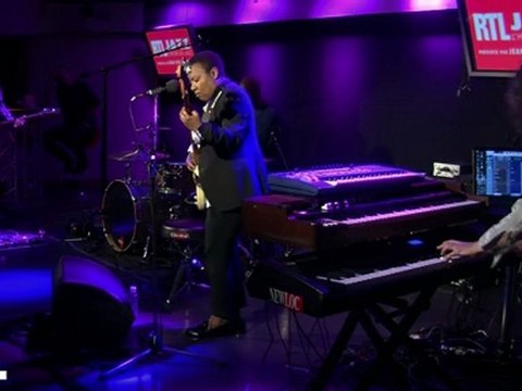 Meshell Ndegeocello - Please don't let me be misunderstood en live dans le Grand Studio RTL