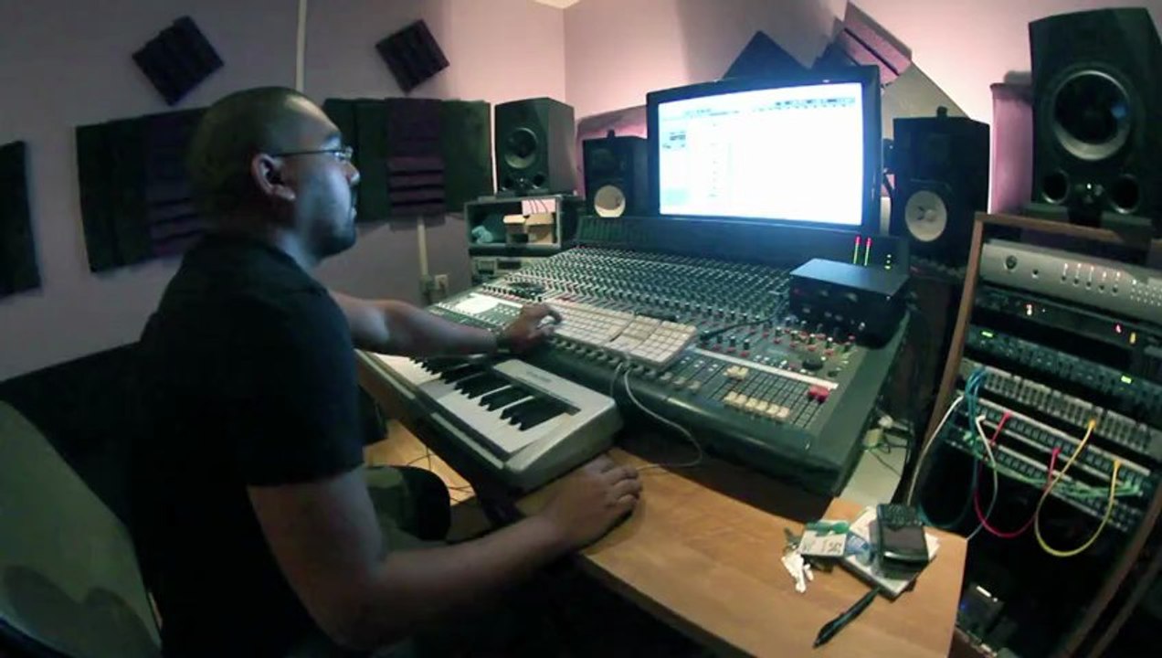 .SAUSCO-Teaser studio "Partir loin" Feat.FREEMAN (IAM),"Lumière, Action, Caméra" le 10 Mars 2014