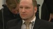 Anders Behring Breivik fait son salut d'extrême droite