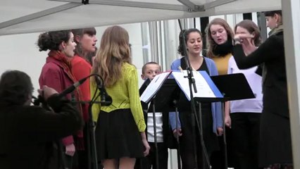 NDB - Chorale Chrysalide - This women makes us love