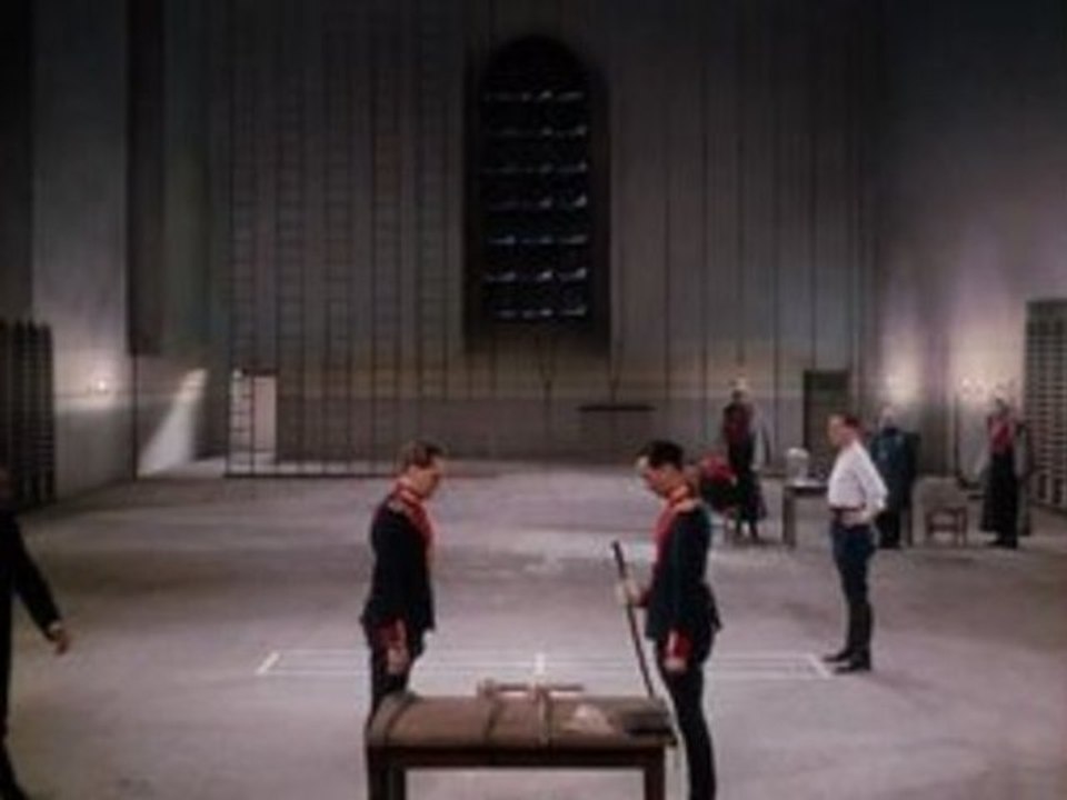 Télézapping : "Ce choix honore François Bayrou"