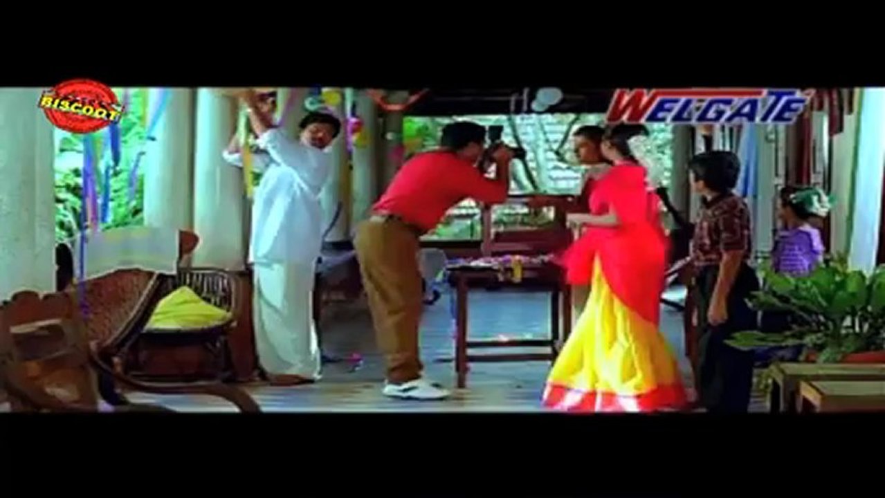Achan Kombathu Amma Varambathu:  (Comedy Scene) Jagathy, Thilakan