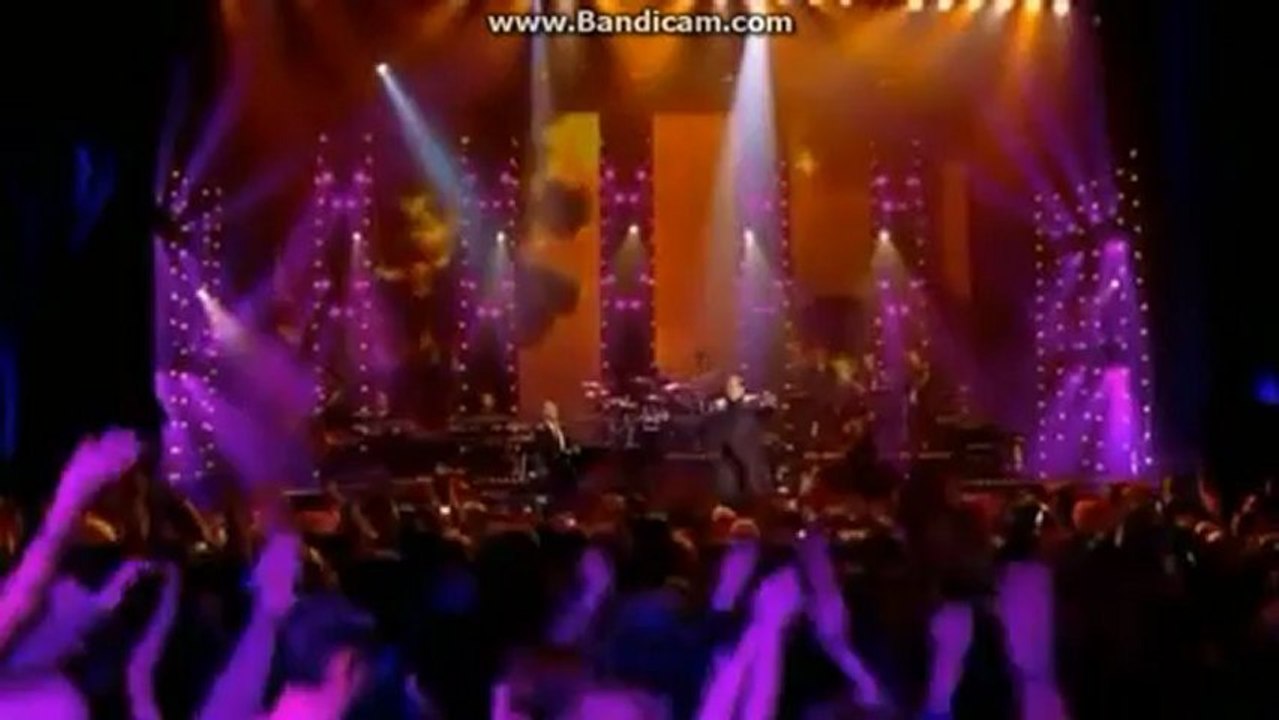 garry barlow and peter kay singing home and away theme tune