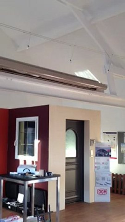 Store marquise On'x avec bras leds nouvellement installé à buchelay dans notre expo, plusieurs installations rélisées à mantes la ville, bonnières sur seine, aubergenville et épones mezières