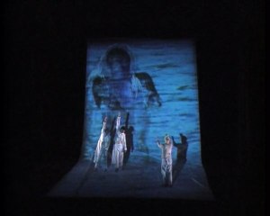 "La Légende de Saint-Julien" (extraits de captation du spectacle) - L'élan bleu 2004