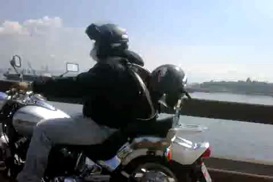 VID 00013-20110406-1032