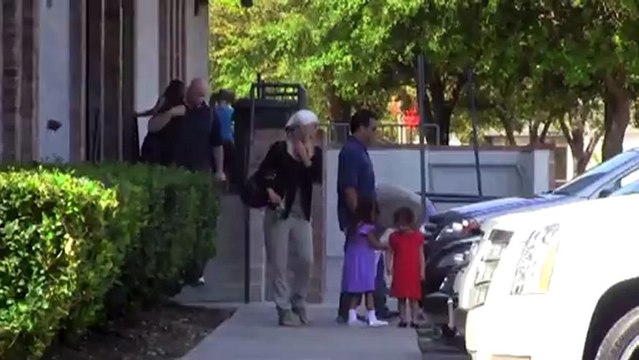 Tiger Woods offre 200 millions de dollars à Elin pour qu'elle revienne ?