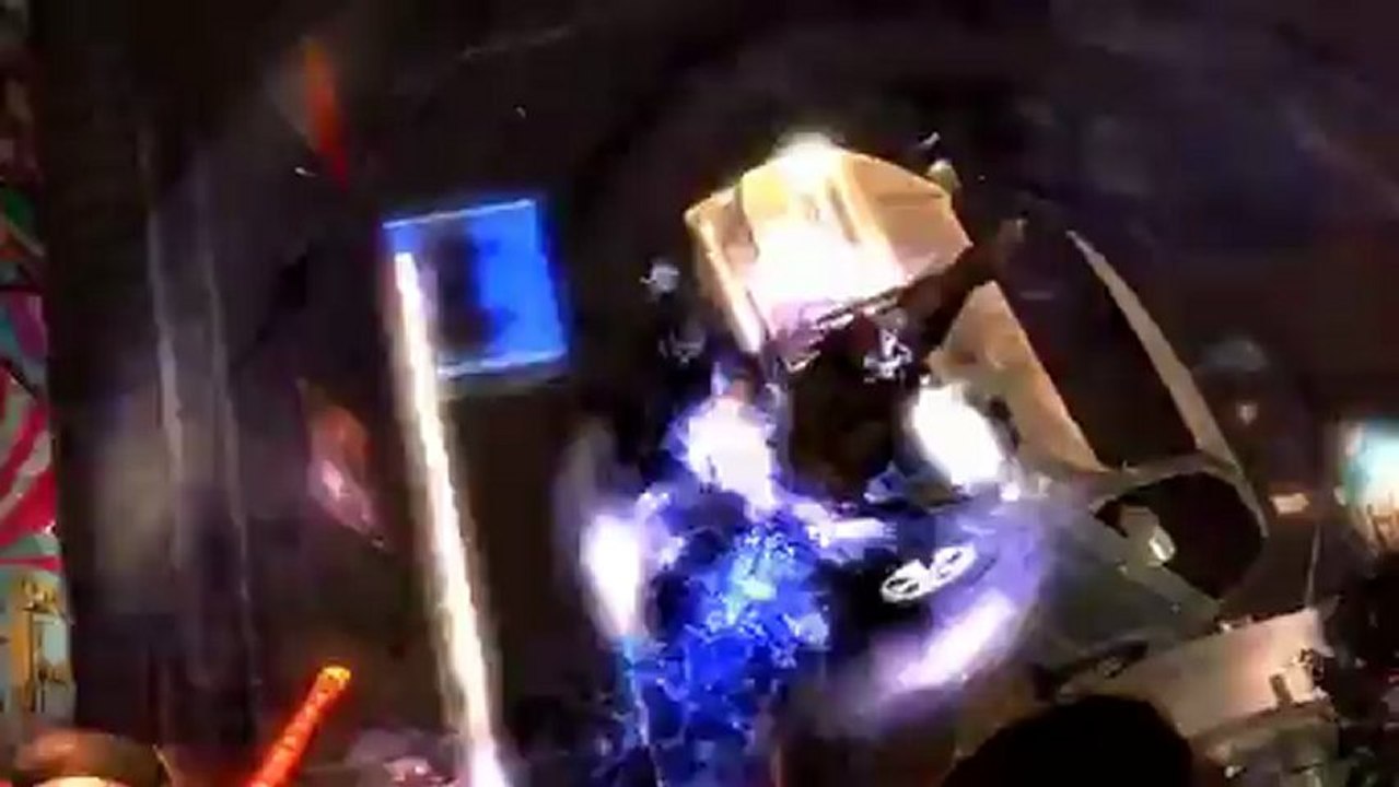 Dead Or Alive 5 - Bande-annonce #2 - Un peu de gameplay (versioin longue)