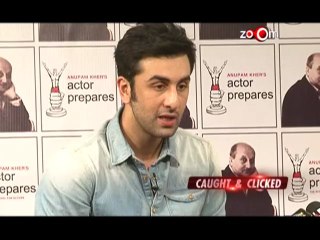 Planet Bollywood News - Ranbir: I've to sit at home because of Khans, Kareena turns non-vegetarian for Saif, & more news