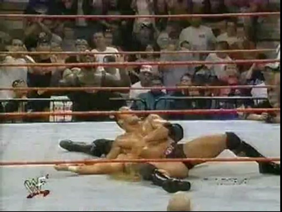 WWF Raw 1998-05-28 - Triple H vs. The Rock