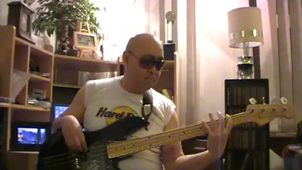 Lets Groove tonight Earth Wind and Fire bass cover Bob Roha