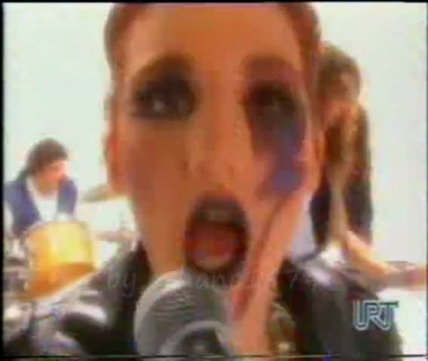 Seden Gürel - AKLIMI CELME HQ video klip NOSTALJI