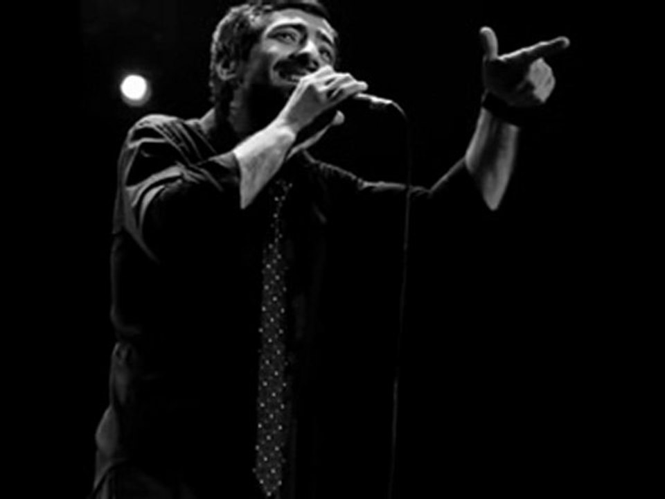 sesliseviyore.com Resul Dindar Gözlerin Doğuyor Gecelerime süper bi yorum