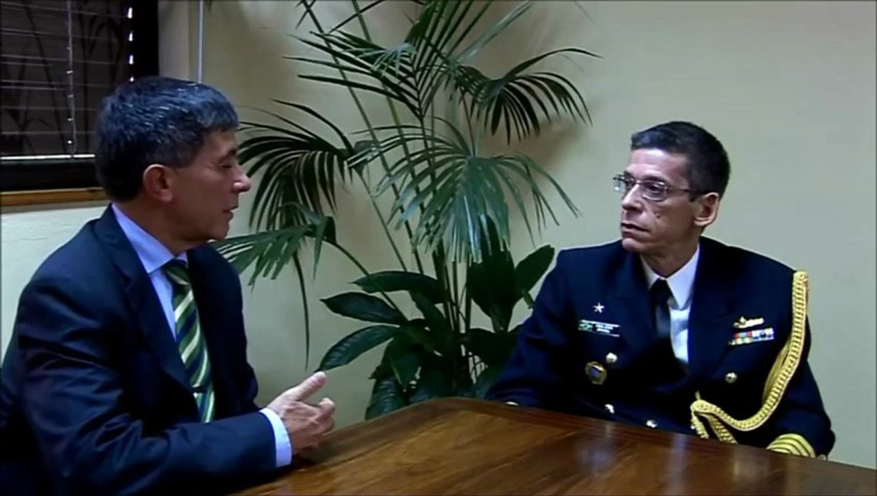 Artur Victoria  e  Alexandre A. A. Dias da Cruz Capitão-de-Mar-e-Guerra