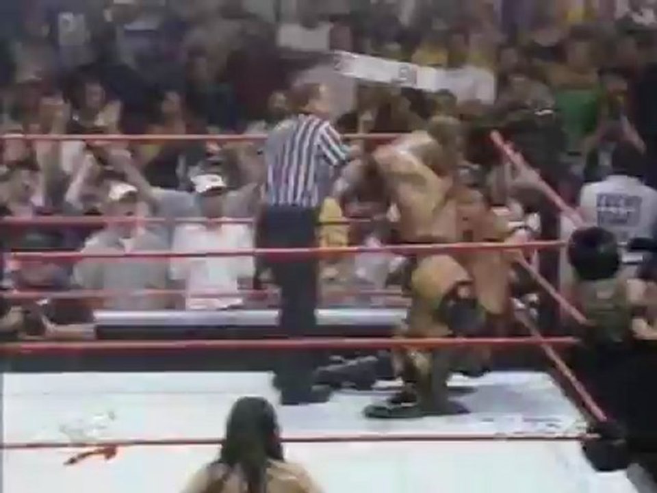 WWF Raw 1999-06-28 - Triple H vs. The Rock