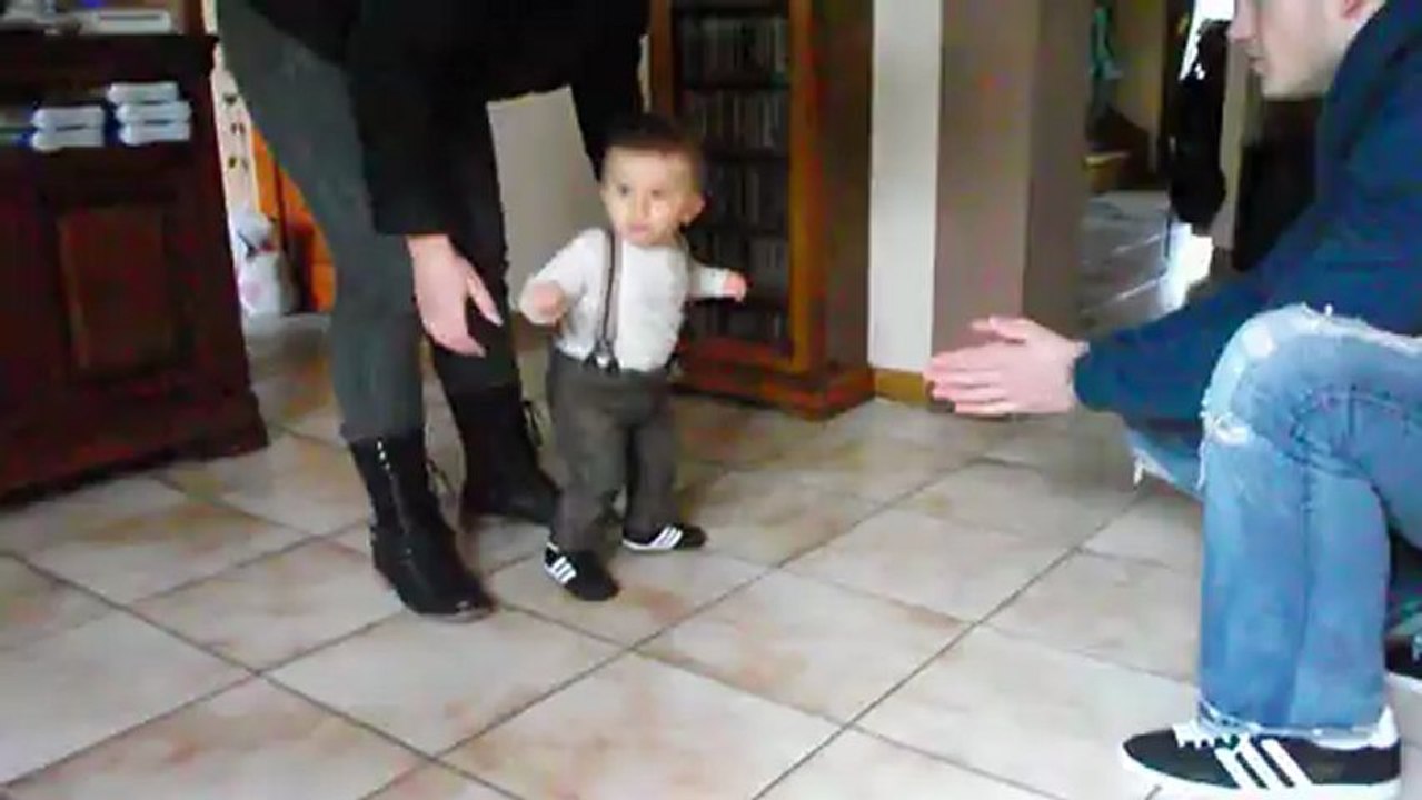 kylian marche chez granny