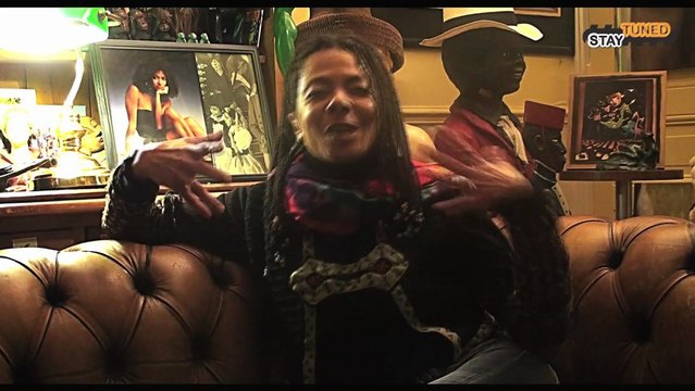 STAY TUNED S6 N°130 MAÏK DARAH (La voix française de Whoopi Goldberg, Claire Huxtable...)